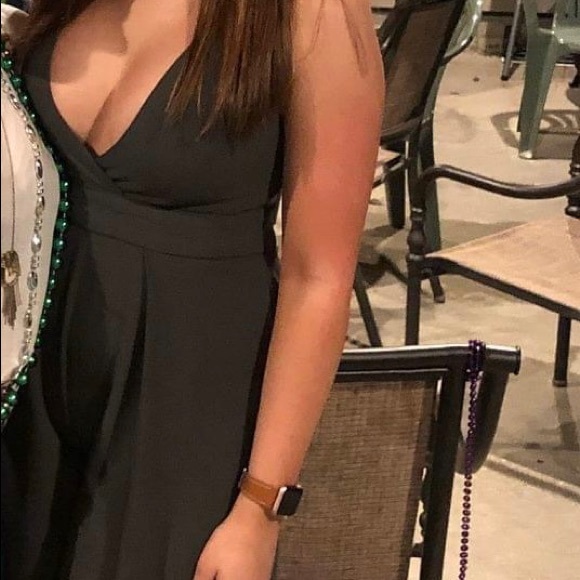 Green jumpsuit - Picture 5 of 7